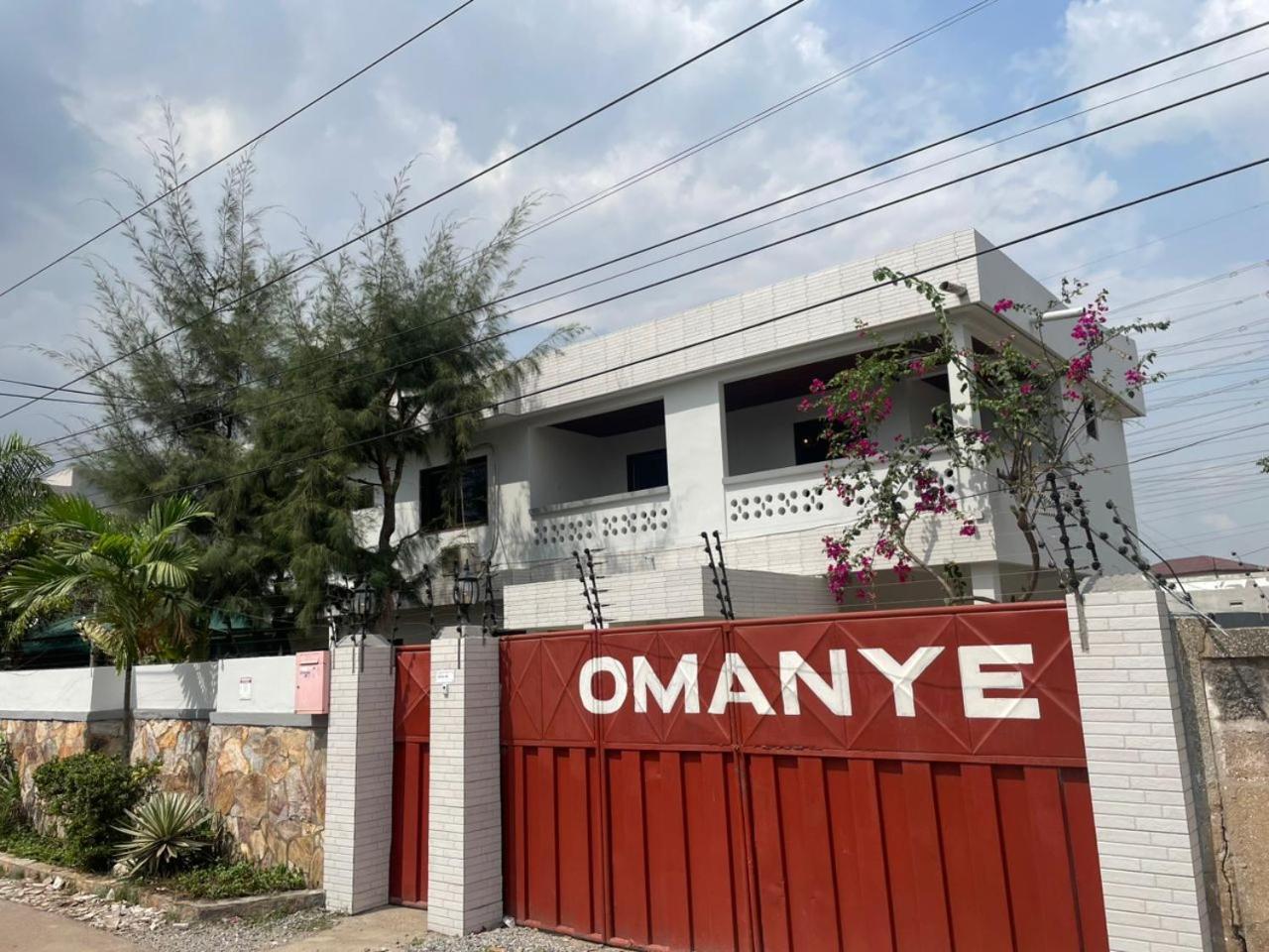 Omanye Lodge Аккра Екстер'єр фото